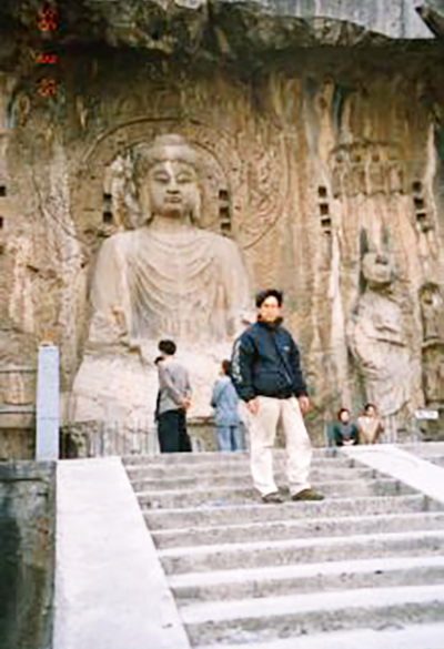 中国最大の石窟で有名な敦煌の石窟